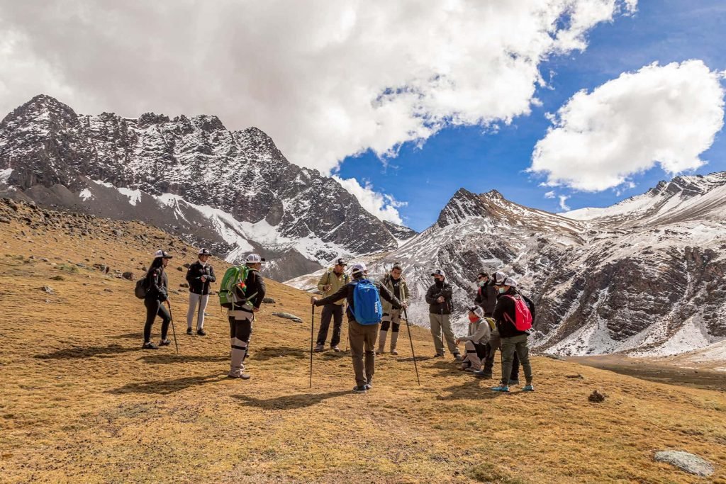 group of tourist with their guide 1024x683